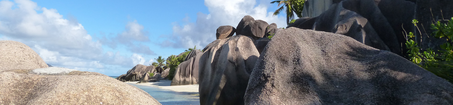 Lavigne Reisen: Granitfelsen auf den Seychellen