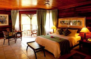 Zimmer des Acajou Beach Resort Praslin Seychellen
