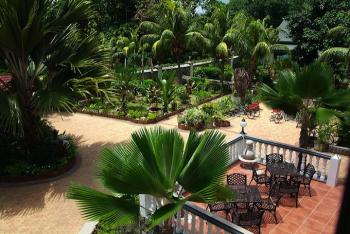 Chateau St Cloud La Digue Seychellen