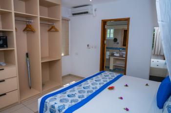 Acajou Holiday Residence Bedroom 1