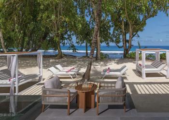 Avani Barbarons. Beach Access Pool Suite Cabana