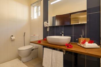 Villa Panoramic Seaview Bathroom