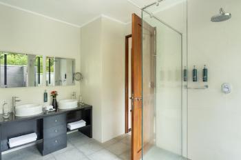 Niva Labriz  Seychellen Two Bedroom Garden Oasis Family Pool Villa